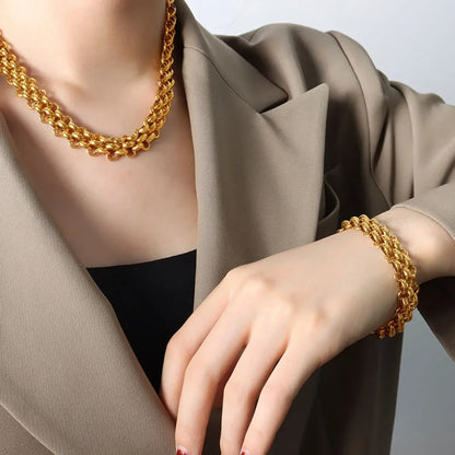 Gold Necklace and Bracelet Set – Elegant 18K Gold Chain Link Jewelry - Carlislecarat