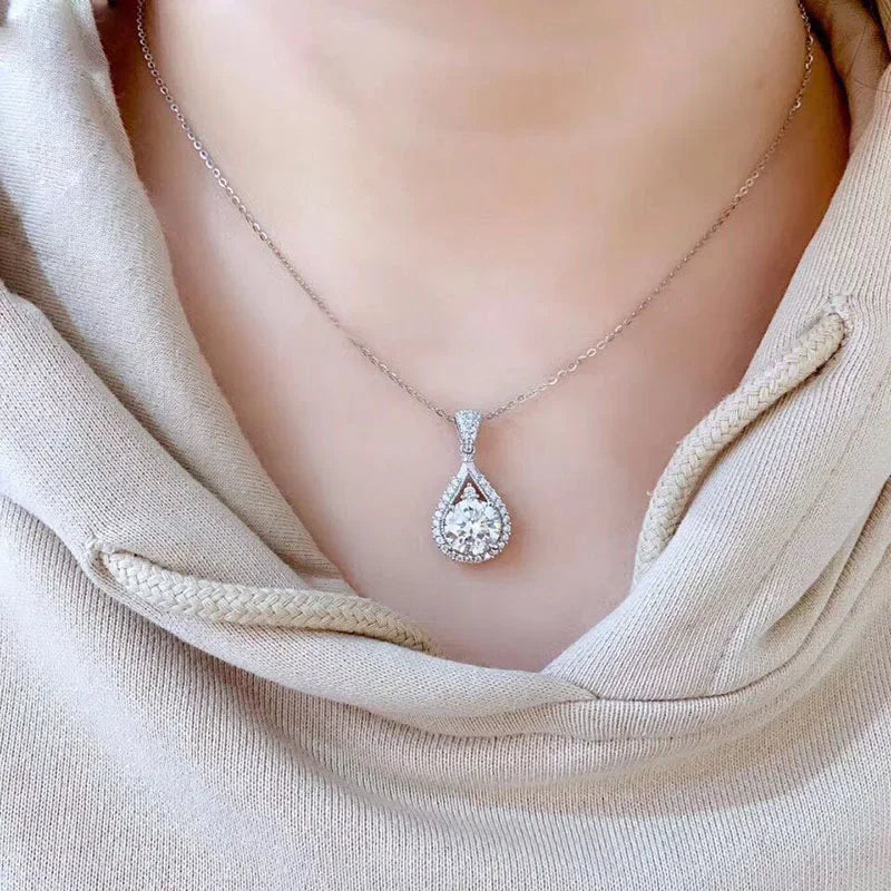 Moissanite Teardrop Pendant Necklace 18K White Gold for Women – GRA Certified 925 Sterling Silver Anniversary Jewelry Gift - Carlislecarat